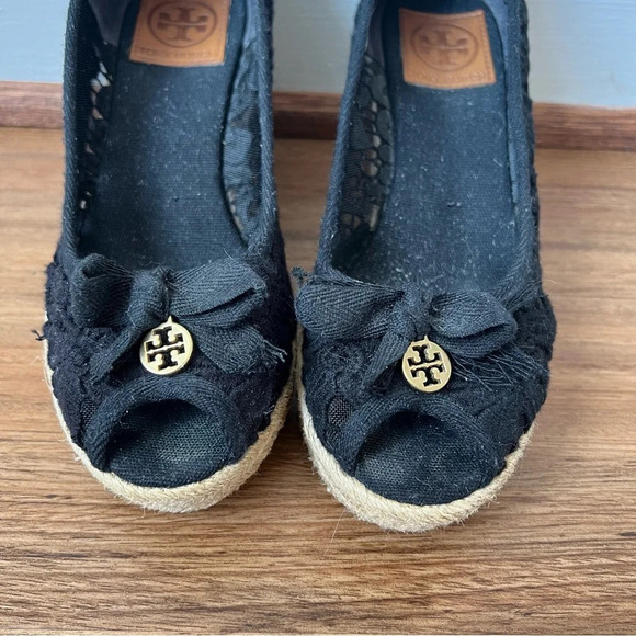 Tory Burch Jackie Black Lace Crochet Espadrilles Wedges - Picture 5 of 11